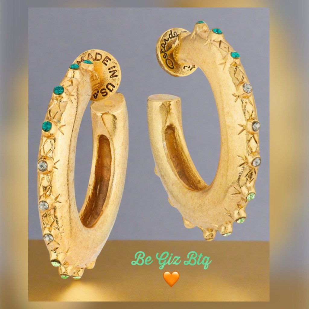 Oscar De La Renta Authentic Gold Tone And Glass Shades Of Green Crystals Earring 299$